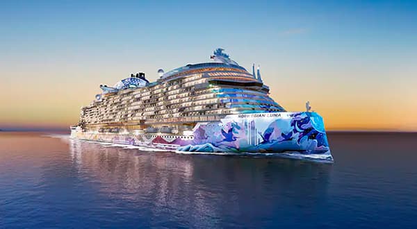 Norwegian Luna